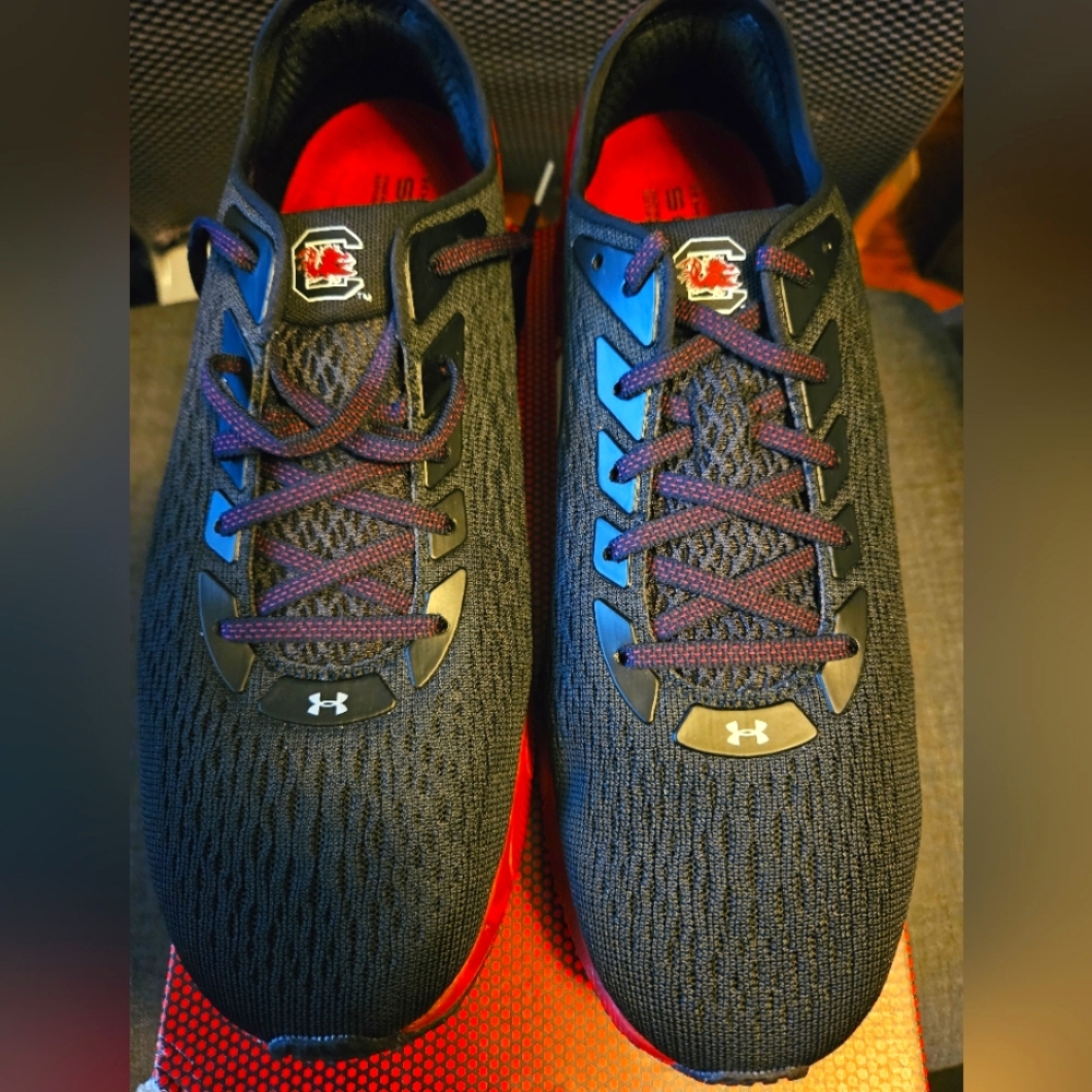 NEW UNDER ARMOUR HOVR SONIC 3 NCAA USC 10.5 SHOES